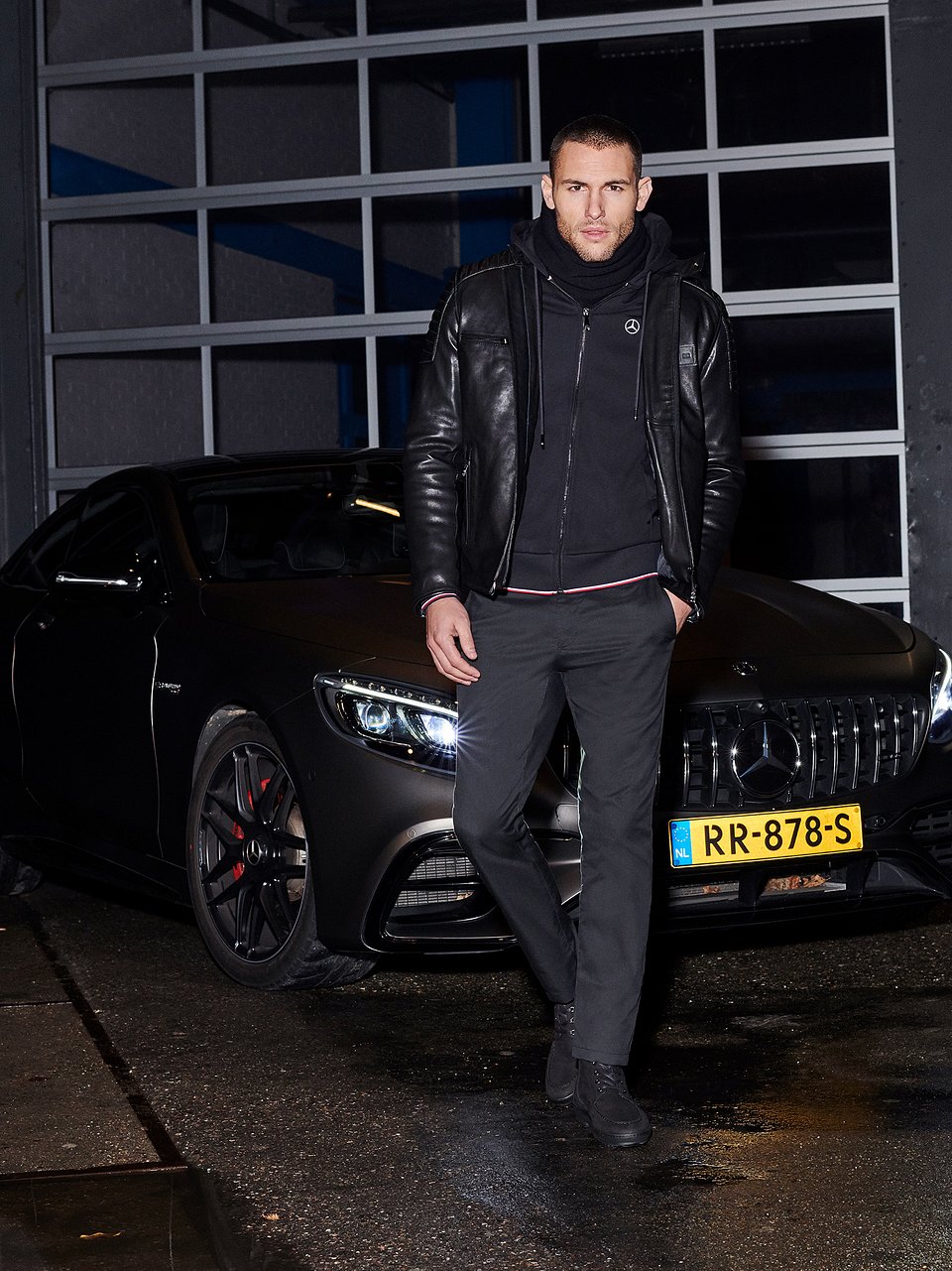 TOMMY HILFIGER представи втората капсулна колекция TOMMY HILFIGER X MERCEDES-BENZ