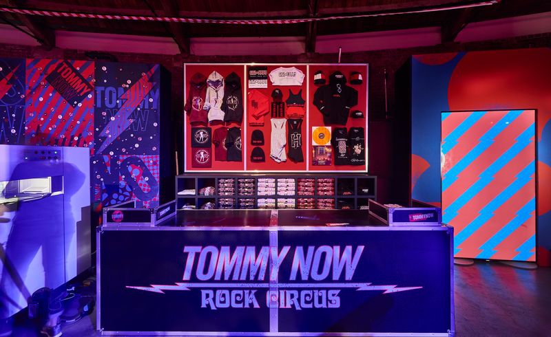 TOMMY HILFIGER пренесе своето шоу TOMMYNOW &ldquo;ROCKCIRCUS&rdquo; в Лондон