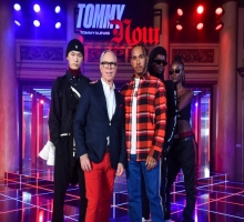 TOMMY HILFIGER и Люис Хамилтън представиха съвместната си колекция за Есен 2019