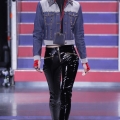 TOMMY HILFIGER пренесе своето шоу TOMMYNOW &ldquo;ROCKCIRCUS&rdquo; в Лондон